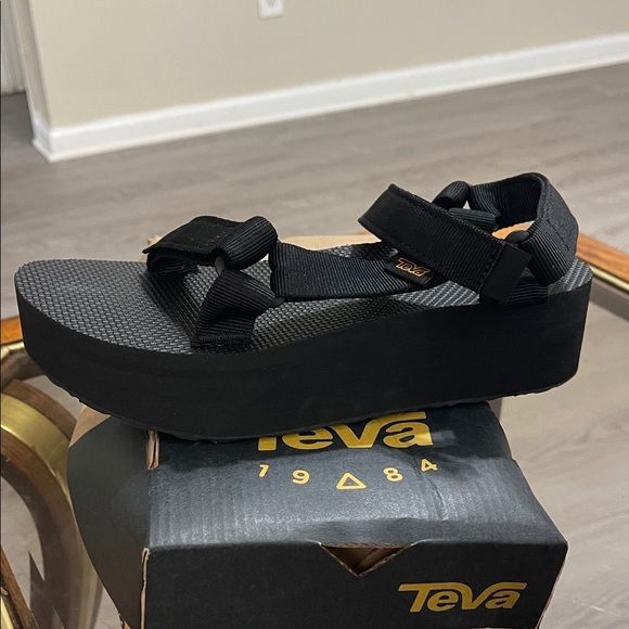 Teva Women's Black Platform Sandals - Picture 1 of 6